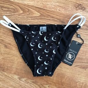 NWOT WILDFOX Swim Moon & Stars Bikini Bottoms M